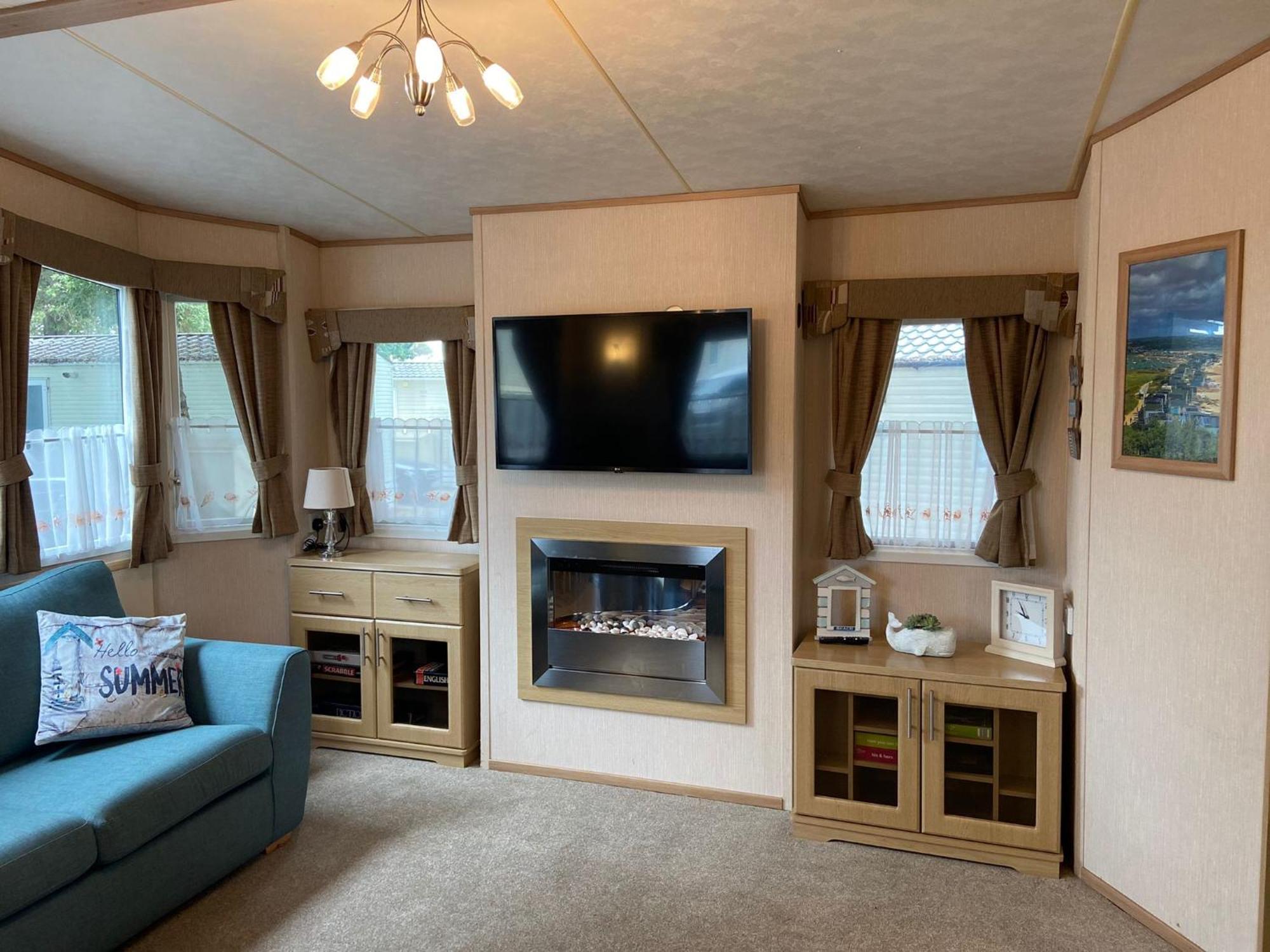 Mudeford Beach Lodge Экстерьер фото